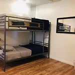 Melrose Hostel (Adults Only)