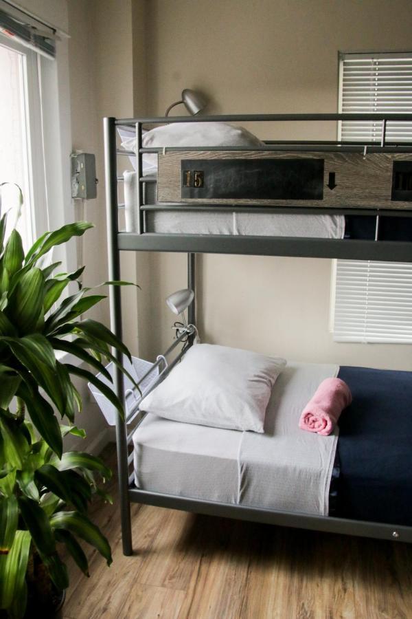 Hostel Melrose (adults Only)