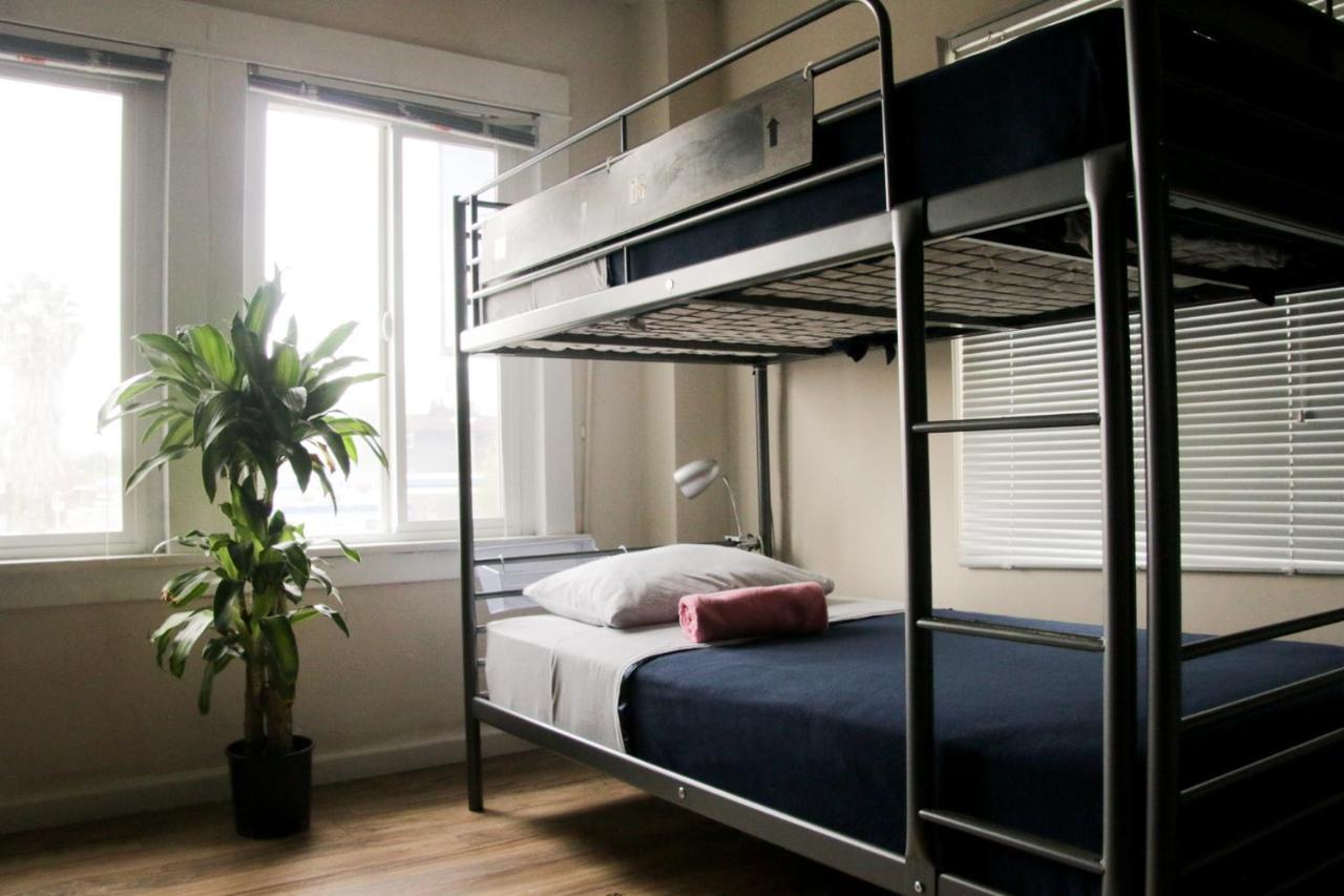 Melrose (adults Only) Hostel