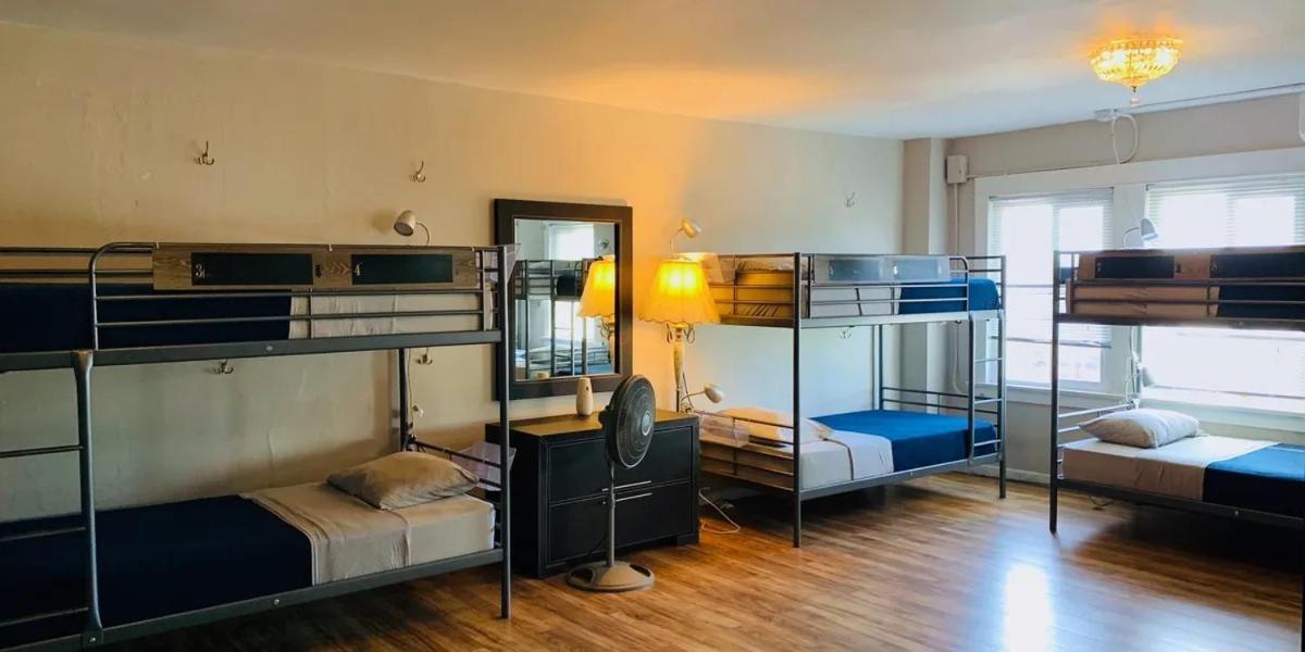 Hostel Melrose (adults Only) *